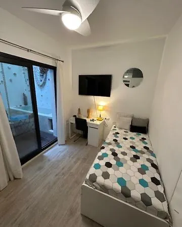 Casa Duque Compartida Familiar 1-habitacion Con Bano Propio Privatunterkunft Sevilla