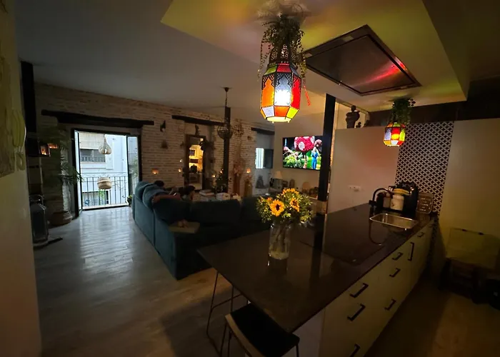 En Casa Familiar, Bano Propio 2 Siviglia