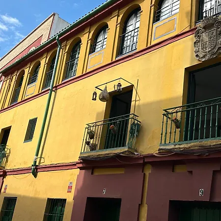 Homestay Casa Duque Compartida Familiar 1-habitacion Con Bano Propio Seville