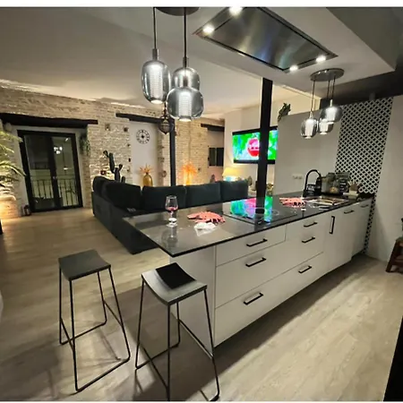 Casa Duque Compartida Familiar 1-habitacion Con Bano Propio Homestay