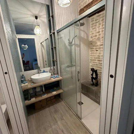 Homestay Casa Duque Compartida Familiar 1-habitacion Con Bano Propio