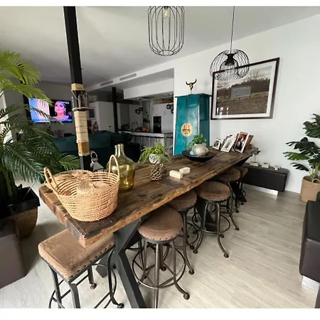 Casa Duque Compartida Familiar 1-habitacion Con Bano Propio Seville