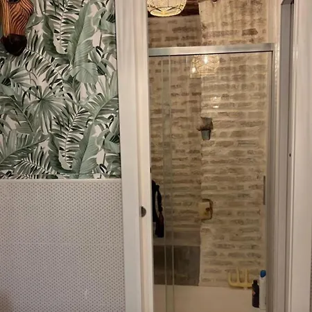 Casa Duque Compartida Familiar 1-habitacion Con Bano Propio Homestay *