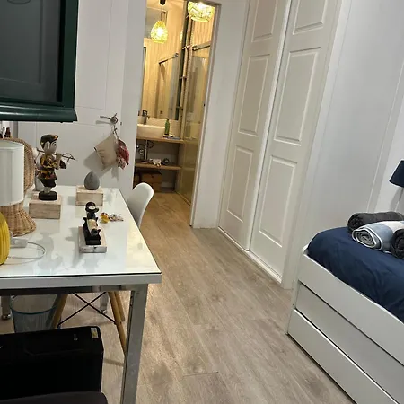 Casa Duque Compartida Familiar 1-habitacion Con Bano Propio Seville